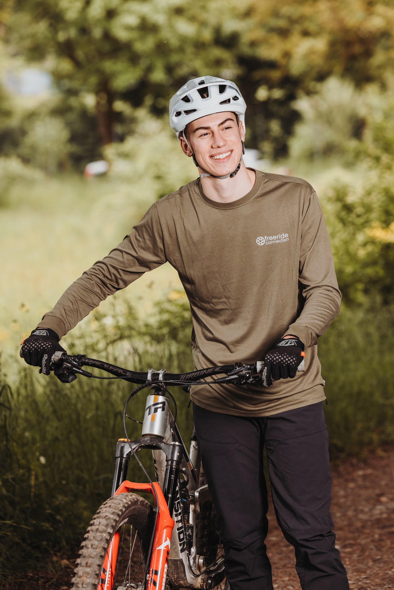 Men Longsleeve